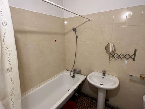 квартира за адресою Київ, Анни Ахматової вул., 35-А