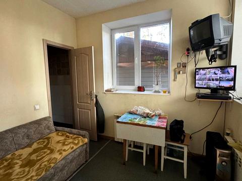 будинок за адресою Дмитра Яворницького вул.