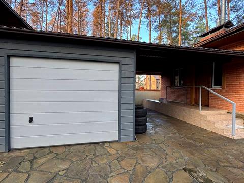 будинок за адресою Дмитра Яворницького вул.