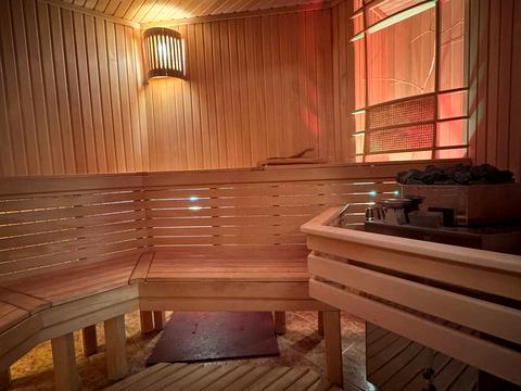 будинок за адресою Дмитра Яворницького вул.