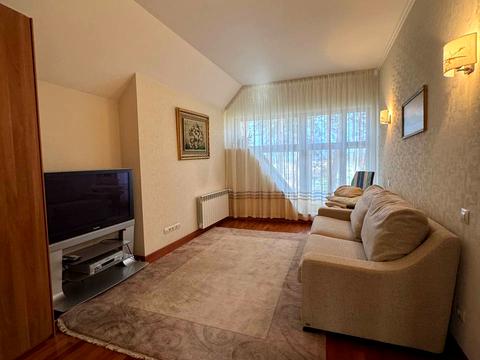 будинок за адресою Дмитра Яворницького вул.