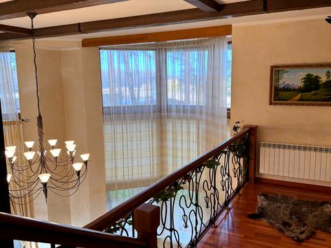 будинок за адресою Дмитра Яворницького вул.