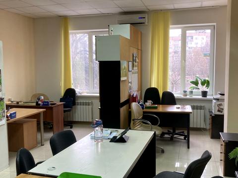 комерційна за адресою Сергія Подолинського вул. (Благоєва), 31-Г