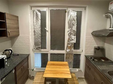 квартира за адресою Зброярська вул. (Малиновського), 7