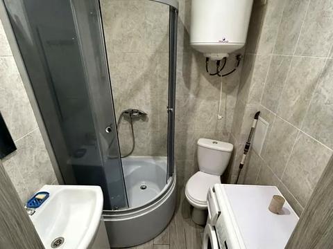квартира за адресою Зброярська вул. (Малиновського), 7