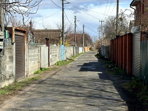 участок по адресу Садовая ул.