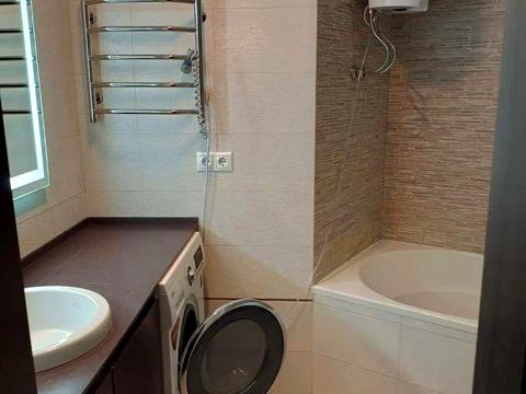 квартира за адресою Академіка Глушкова просп., 9-Д