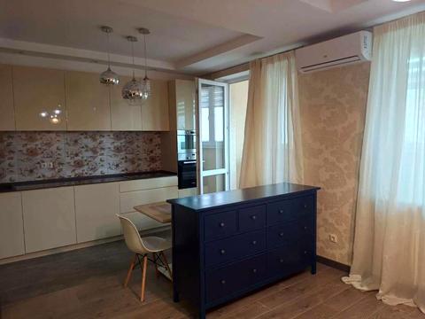 квартира за адресою Академіка Глушкова просп., 9-Д