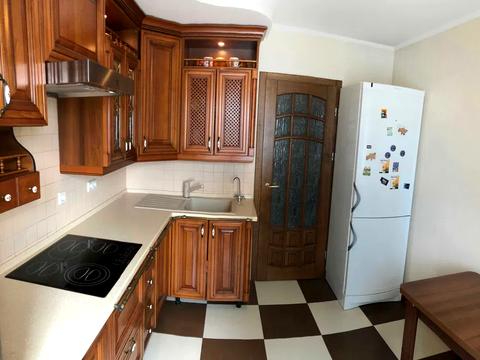 квартира за адресою Червоної Калини просп. (Володимира Маяковського), 72