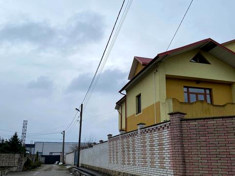 будинок за адресою Помаранчева