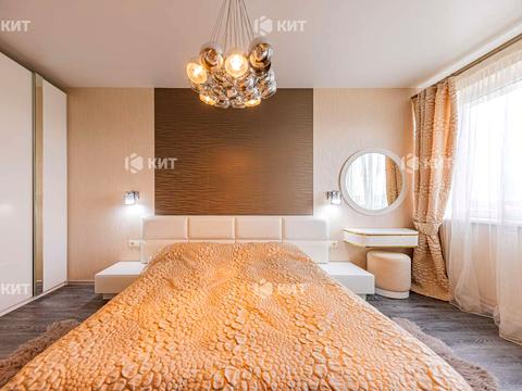 квартира по адресу Гвардейцев-Широнинцев ул., 30