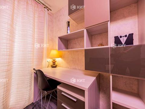 квартира по адресу Гвардейцев-Широнинцев ул., 30