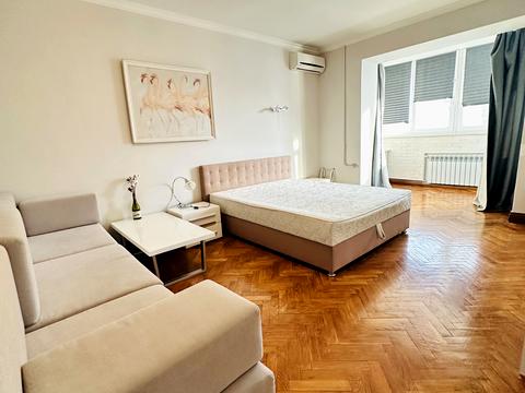 квартира за адресою Івана Мазепи вул. (Січневого Повстання), 12-А