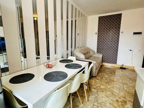 квартира за адресою Івана Мазепи вул. (Січневого Повстання), 12-А