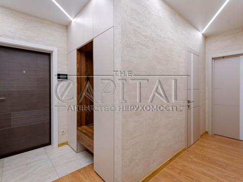 квартира по адресу Любомира Гузара просп. (Космонавта Комарова), 11