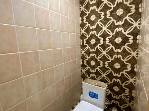 комерційна за адресою Амвросія Бучми бульв., 5
