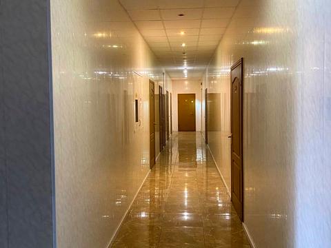 комерційна за адресою Амвросія Бучми бульв., 5