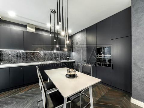 квартира за адресою Андрія Верхогляда вул. (Михайла Драгомирова), 9