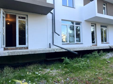 комерційна за адресою Галицька вул., 109