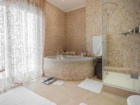 квартира за адресою Хрещатик вул. (Kreschatic), 27-Б