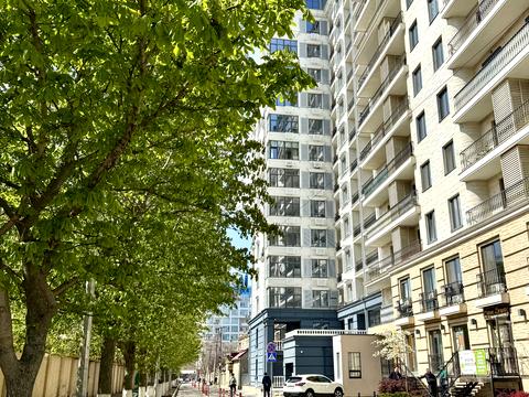 квартира за адресою Андрія Гулого-Гуленка вул. (Віце-адмірала Азарова), 8