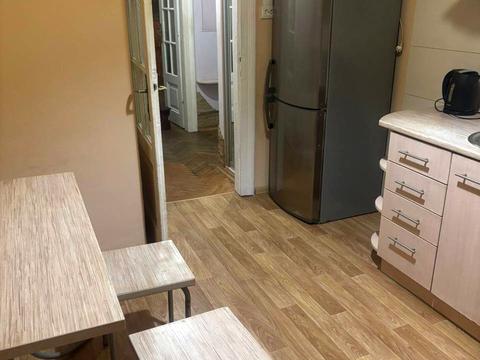 квартира за адресою Івана Вишенського вул., 27