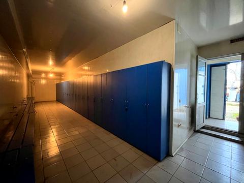 комерційна за адресою Печорська, 90Б