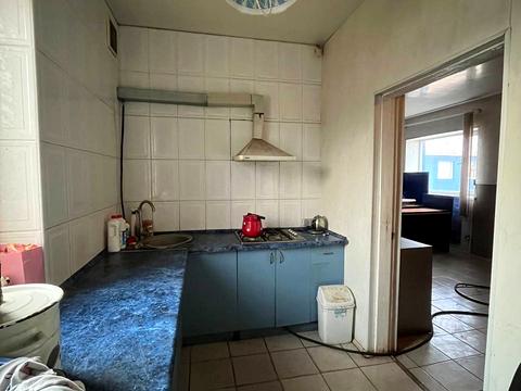 комерційна за адресою Печорська, 90Б