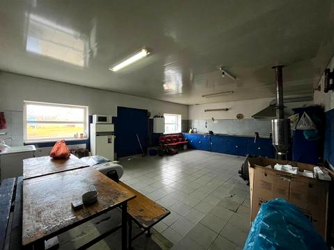 комерційна за адресою Печорська, 90Б