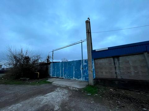 комерційна за адресою Печорська, 90Б