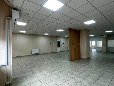 комерційна за адресою Михайла Грушевського вул., 22