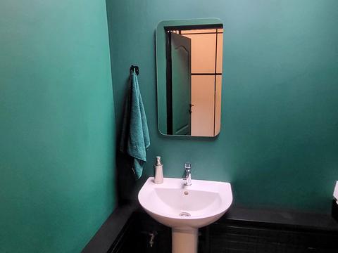 комерційна за адресою Геннадія Біліченка вул. (Петровського), 29