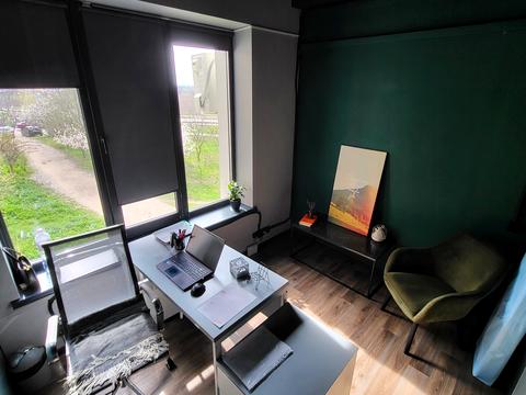 комерційна за адресою Геннадія Біліченка вул. (Петровського), 29