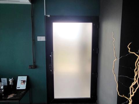 комерційна за адресою Геннадія Біліченка вул. (Петровського), 29