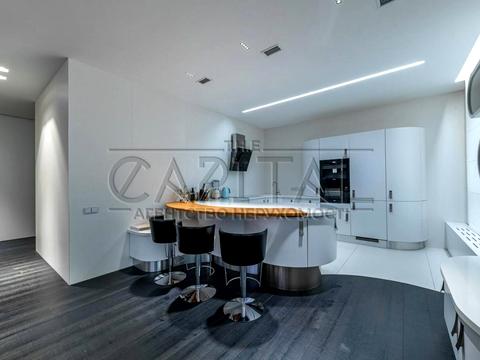 квартира за адресою Андрія Верхогляда вул. (Михайла Драгомирова), 5