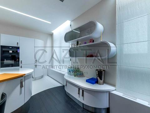 квартира за адресою Андрія Верхогляда вул. (Михайла Драгомирова), 5