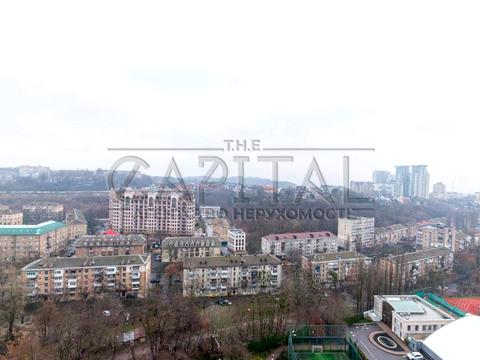 квартира за адресою Андрія Верхогляда вул. (Михайла Драгомирова), 5