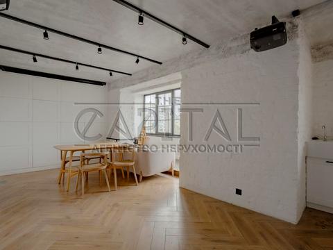 квартира по адресу Флоренции ул., 1/11