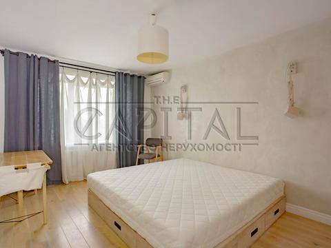 квартира по адресу Флоренции ул., 1/11