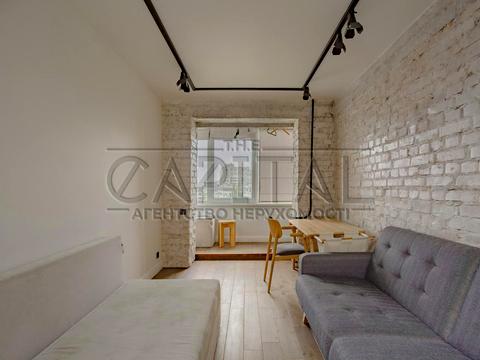 квартира по адресу Флоренции ул., 1/11