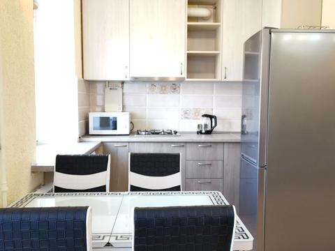 квартира за адресою Повітряних Сил просп. (Повітрофлотський), 7