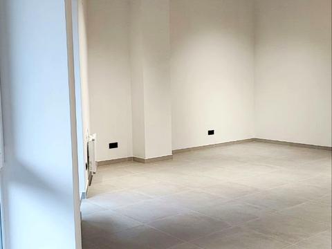 коммерческая по адресу Ломаная ул., 18