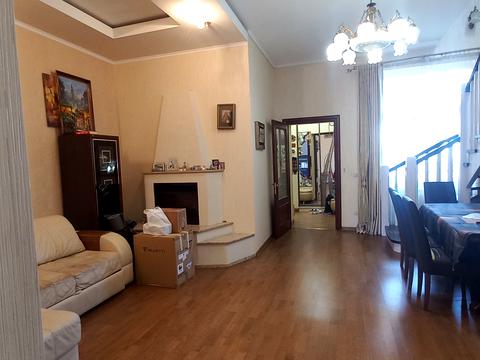 квартира по адресу Братьев Рогатинцев ул., 32