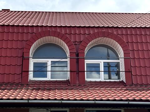 комерційна за адресою Олександра Довженка вул., 2К