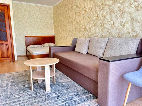 квартира за адресою В'ячеслава Чорновола вул., 2б