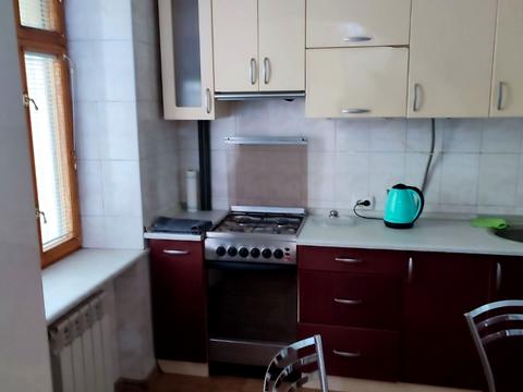 квартира за адресою Волонтерська вул. (Малиновського), 10