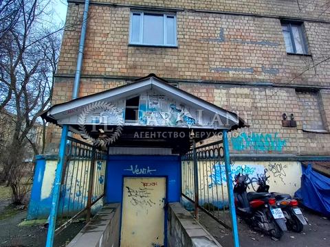 комерційна за адресою Уманська вул., 25