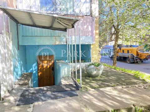 комерційна за адресою Леся Курбаса просп., 1к1