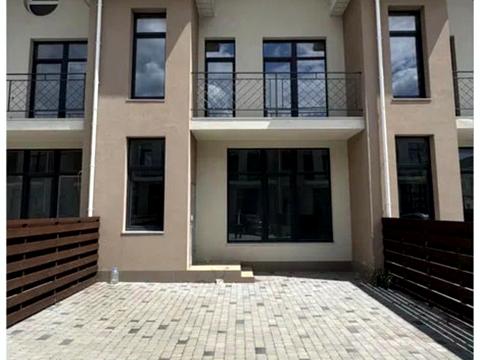 будинок за адресою Центральна вул., 72