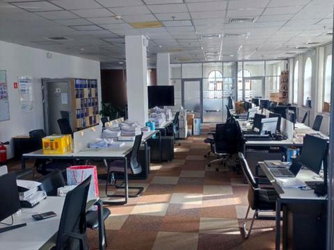 комерційна за адресою Петра Сагайдачного вул., 33